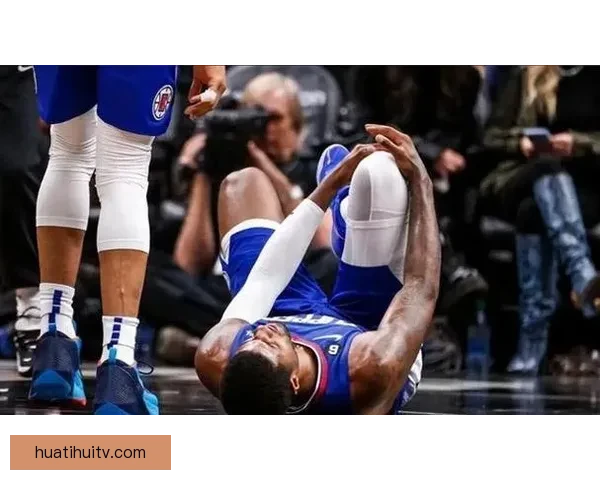 哈里斯左膝挫伤无法回归 活塞官方确认本场比赛将不再上场